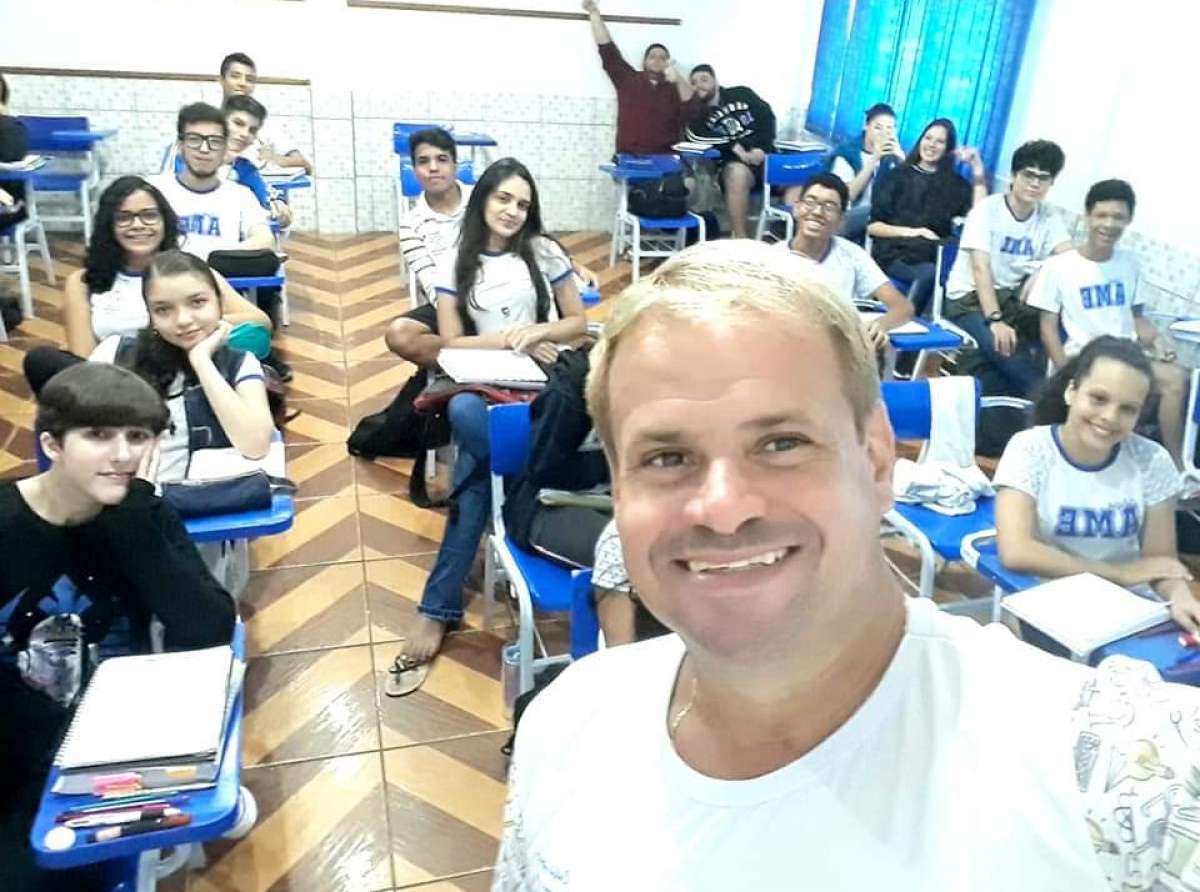 Considerado um dos melhores professores de Português e Redação no Acre, Prof.Marcos Luís é pré-candidato a vereador pelo município de Rio Branco