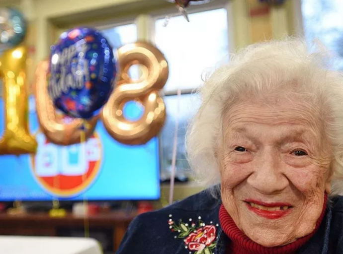 Mulher de 108 anos que vivenciou gripe espanhola se recupera do coronavírus