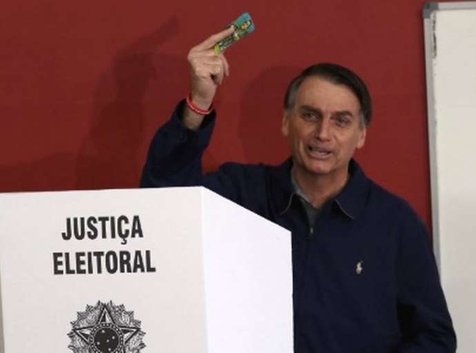 TSE já registra 52 "Bolsonaros" para eleições nesse ano