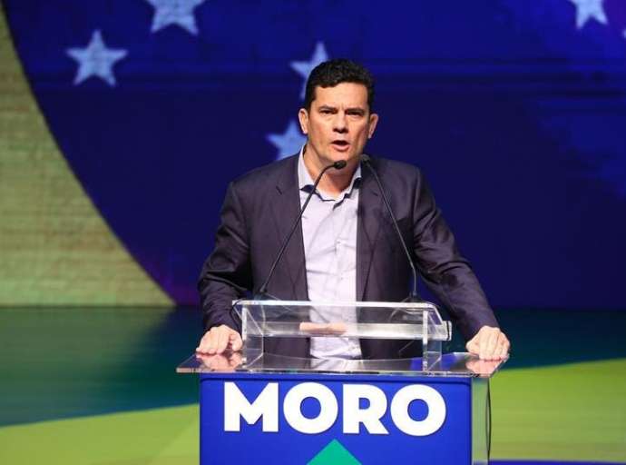 Moro diz que vai trabalhar para acabar com foro privilegiado que protege políticos corruptos