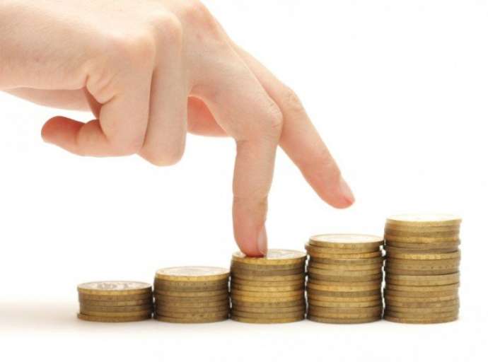 Governo propõe salário mínimo de R$ 1.294 para 2023