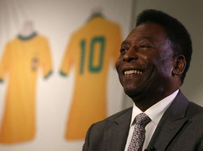 Morre Pelé, o melhor jogador de futebol de todos os tempos 