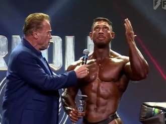 Acreano Ramon Dino vence o campeonato de Arnold Schwarzenegger em Ohio, EUA