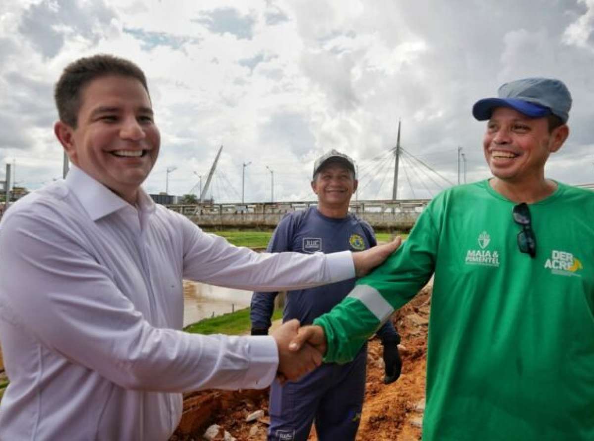 Governador Gladson Cameli inspeciona obra de recuperação do Calçadão da Gameleira